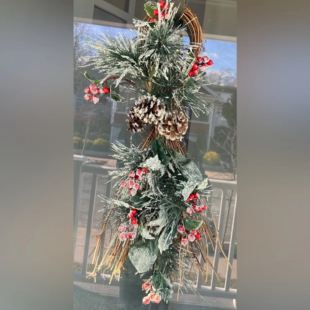 Source Unknown Holiday Wreath with Red Berries and Pinecones